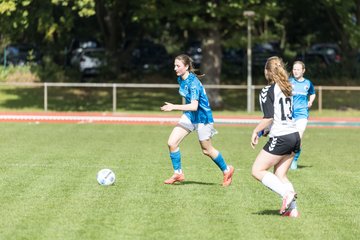 Bild 194 - wBJ VfL Pinneberg - Germania Schnelsen : Ergebnis: 15:1